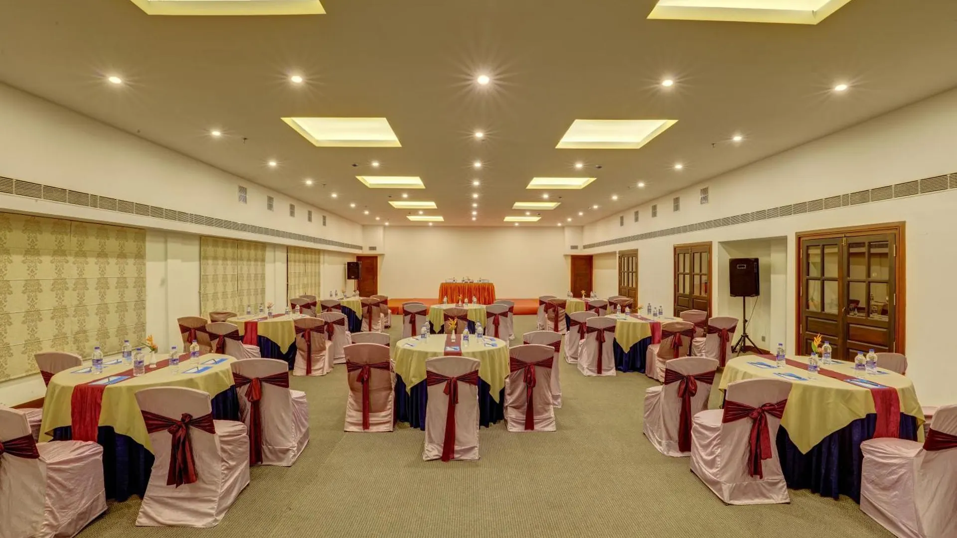 Rhythm Kumarakom Inde